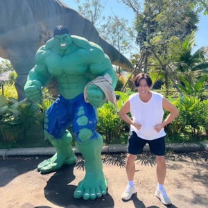 พี่จอง hug