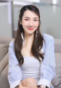 ตุ๊ดตู่ สุภาพร อำภาไพ