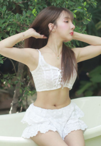 ตุ๊ดตู่ สุภาพร อำภาไพ