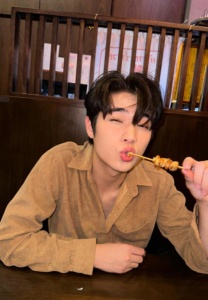 ฟูไอซ์ ธนวัตร