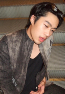 มีโอ เอเธนส์