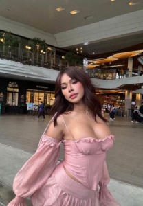 mix-pink มิกซ์เฉลิมศรี