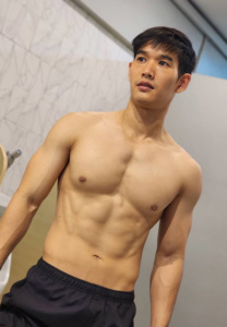 faii-sixpack Faii Akarawat