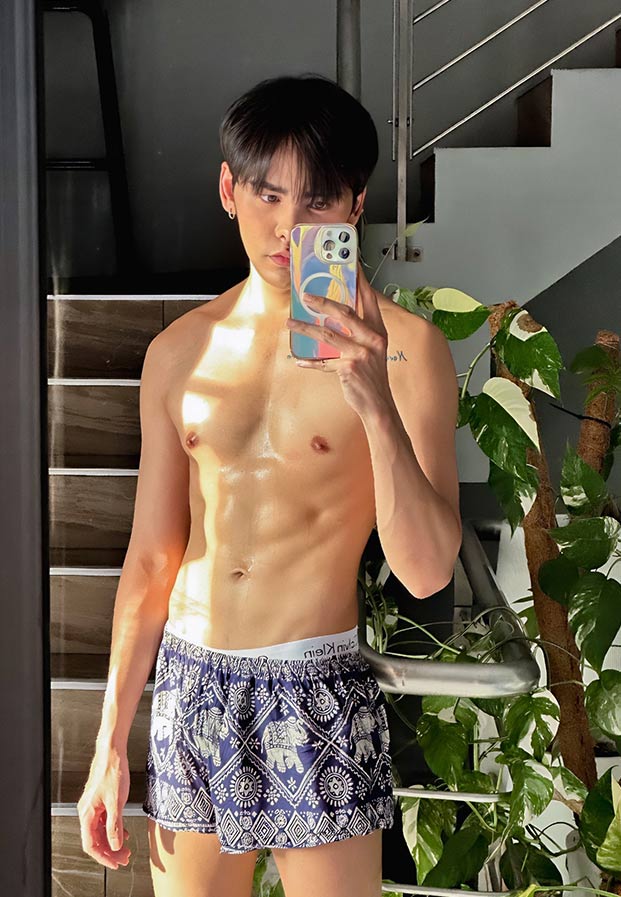 Poppy Patomthep แจกวาร์ปหนุ่มหล่อสายหวาน ดาว Onlyfans แซ่บจัดจ้านขยี้จุด