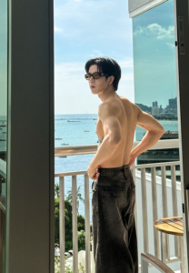 frank-view แฟรงค์ ธนัตถ์ศรันย์