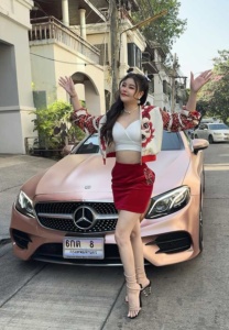 lilly-car ลิลลี่ เหงียน