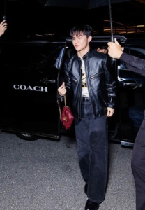 marckris-walk มาร์คคริส