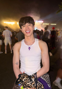 มั้น ธนกร