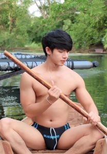 umnaj-boat