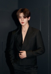 เฟิร์สวัน วรรณกร