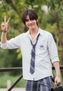 เฟิร์สวัน วรรณกร