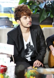 ประวัติ น้ำแข็ง AF7