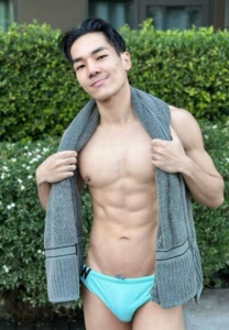 แจกวาร์ป เบนซ์ สุรวีร์