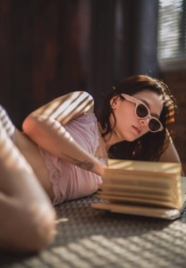 คริสติน-กุลสตรี-009-Attractive